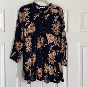 Flowy floral top
